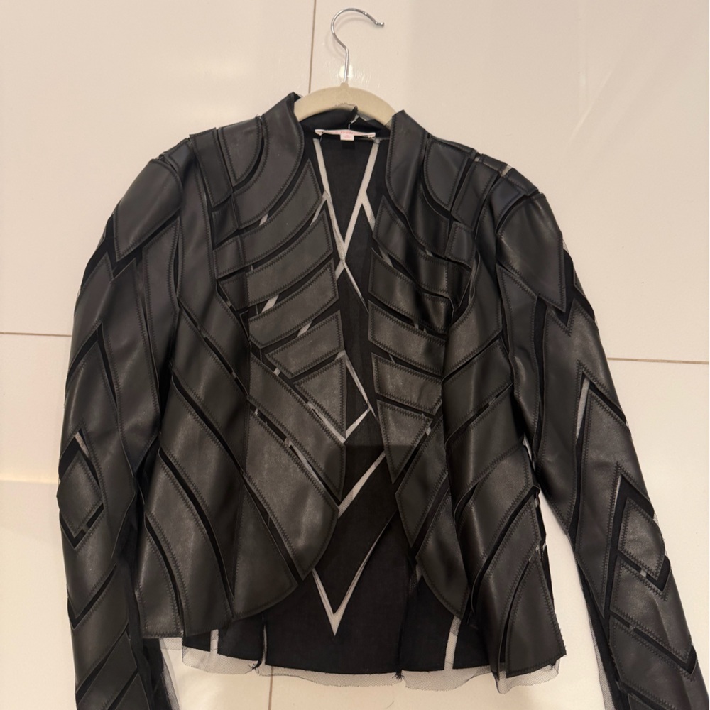 Hot & Delicious Black Geometric faux Leather Jacket